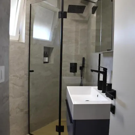 Luxury With Hot Tub Pakostane, Biograd - 24223 *