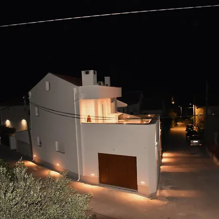 Willa Luxury With Hot Tub Pakostane, Biograd - 24223
